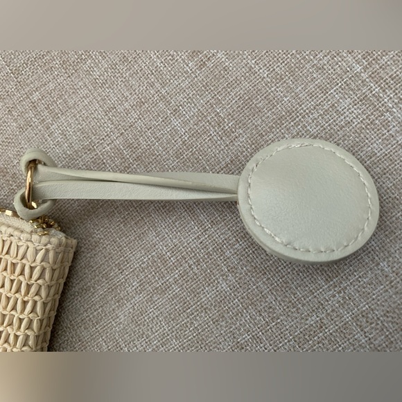 NEW Aveda Cosmetics Pouch: Oatmeal w/Golden Zipper. Zip Pull w/Embossed letter A - Picture 6 of 7